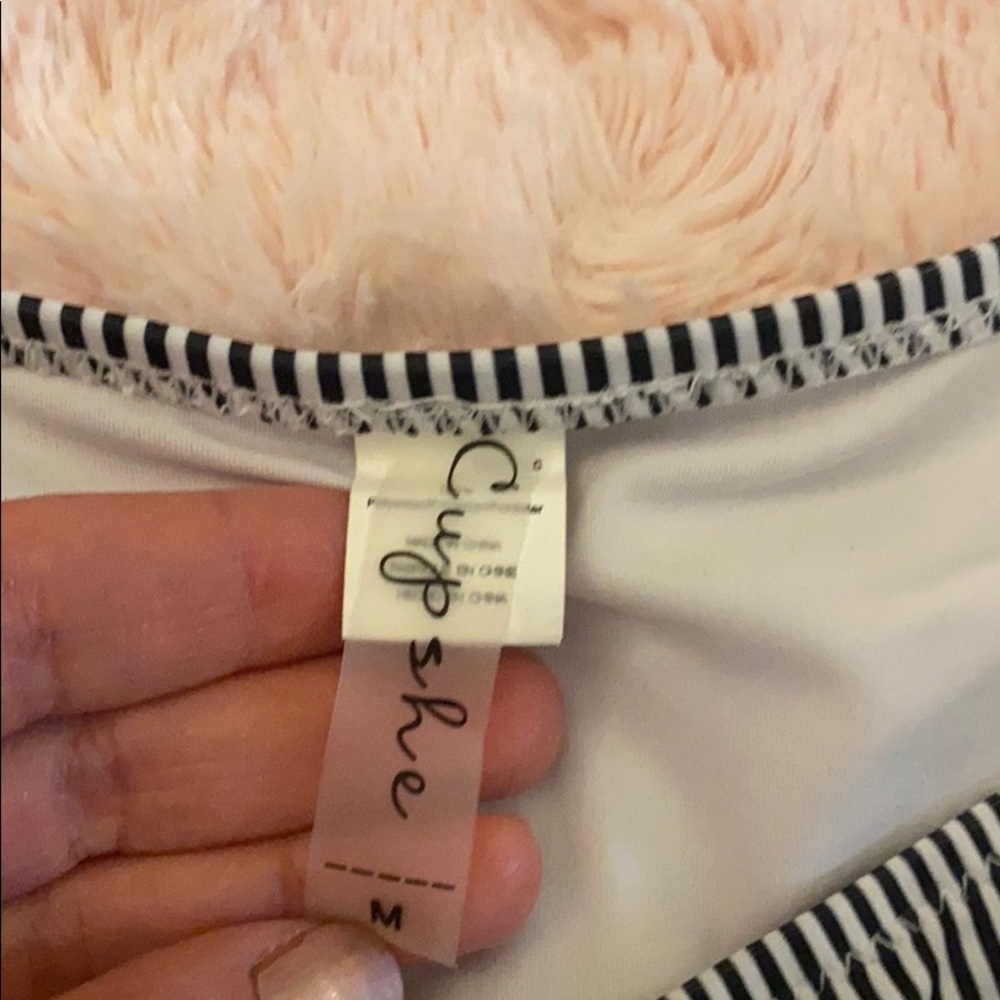 SOLD- Cupshe Bikini - Picture 2 of 2